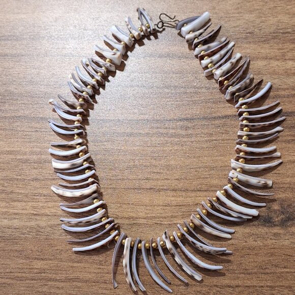 Tigris Shell Dagger Beads Choker Statement Necklace - Picture 1 of 7